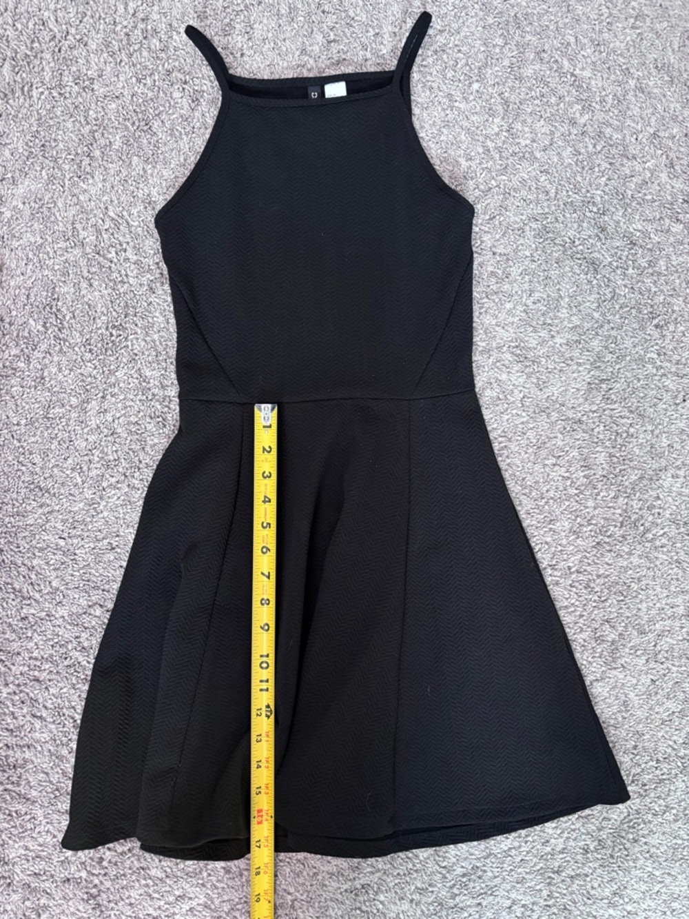 H&M Divided Black Sleeveless Fit-and-Flare Dress size 4 chevron texture - Picture 8 of 9